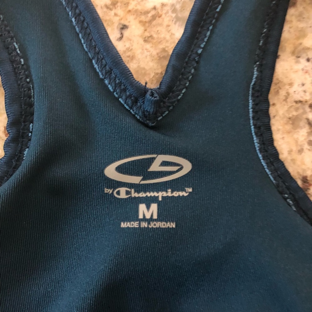 CHAMPION - Picture 4 of 4